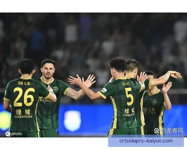 中超联赛激战正酣，精彩对决备受关注，今晚直播值得期待。