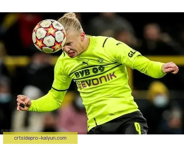 德甲药厂中场控制能力持续提升，表现稳健引人关注