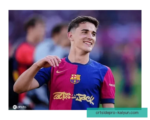 加维在巴萨迎来出场里程碑，表现稳健助球队争夺荣誉